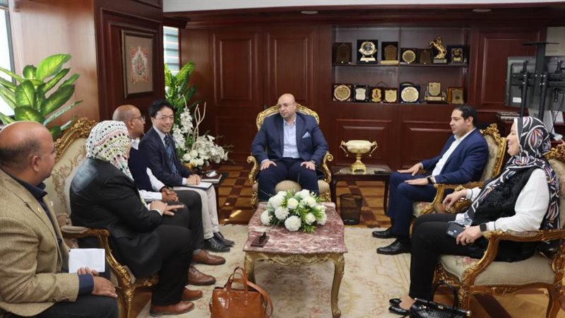 محافظ بنى سويف يستقبل