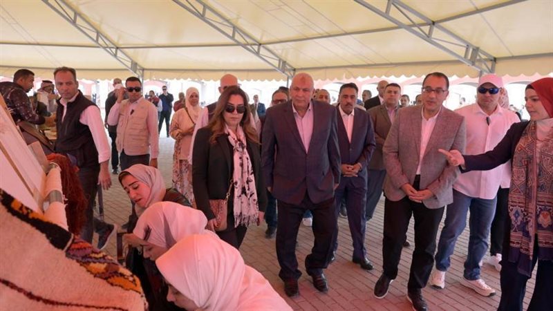 رئيس الوزراء د مصطفى