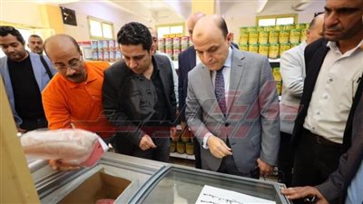 محافظ كفر الشيخ يتفقد الشركة العامة لتجارة الجملة «دلتا ماركت»