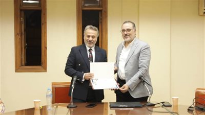 الإنتاج والتوزيع الموسيقي بين القديم والحديث