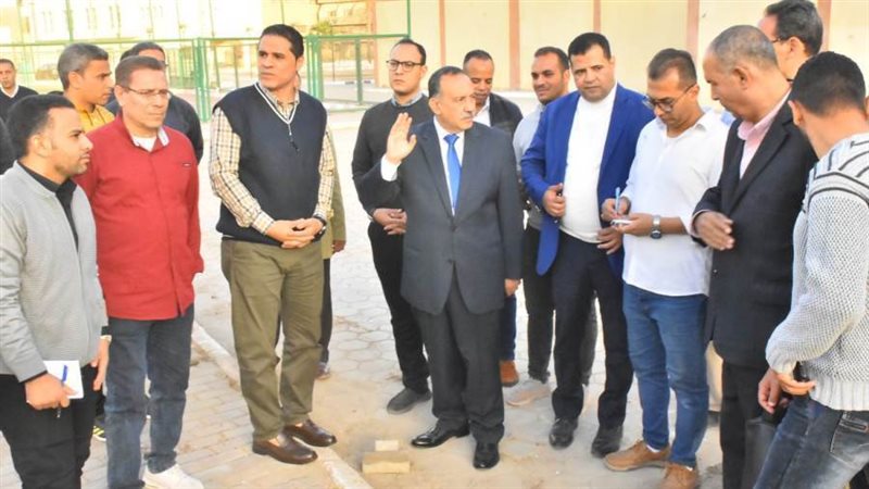 محافظ أسيوط يتفقد