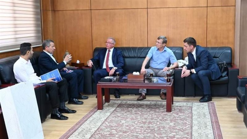 جانب من اللقاء