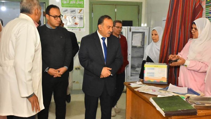 محافظ أسيوط يتفقد