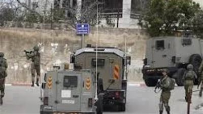 الاحتلال الإسرائيلي يداهم عدة بلدات في محافظة الخليل