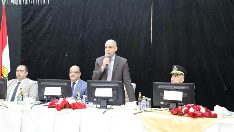 محافظ ومدير الأمن