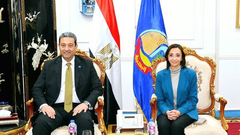 محافظا البحيرة ودمياط