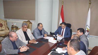 خطة لتقليل استخدام المبيدات في زراعة النباتات الطبية والعطرية ببني سويف