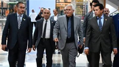 رئيس الاتحاد الدولي لرفع الأثقال يدعو أشرف صبحي لحضور بطولة العالم بالبحرين