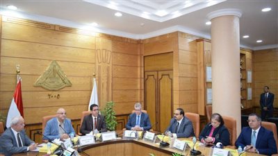 محافظ القليوبية: سرعة دفع أعمال تنفيذ المشروع طبقًا للأكواد الهندسية العالمية 