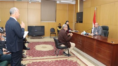 حلول عاجلة لمشكلات المرافق وإجراءات لضمان سلامة المواطنين ببني سويف