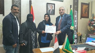 تكريم طالبة بطوخ لحصولها على المركز الأول جمهوري في تنس الطاولة