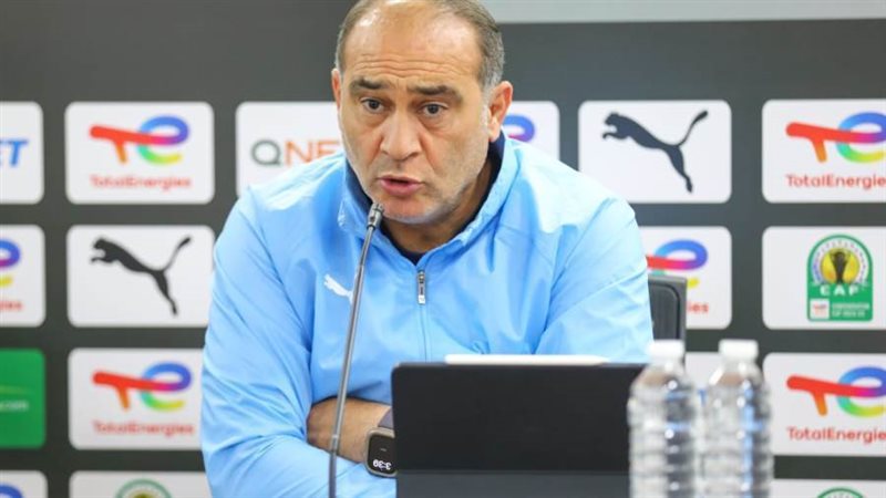 الكابتن علي ماهر