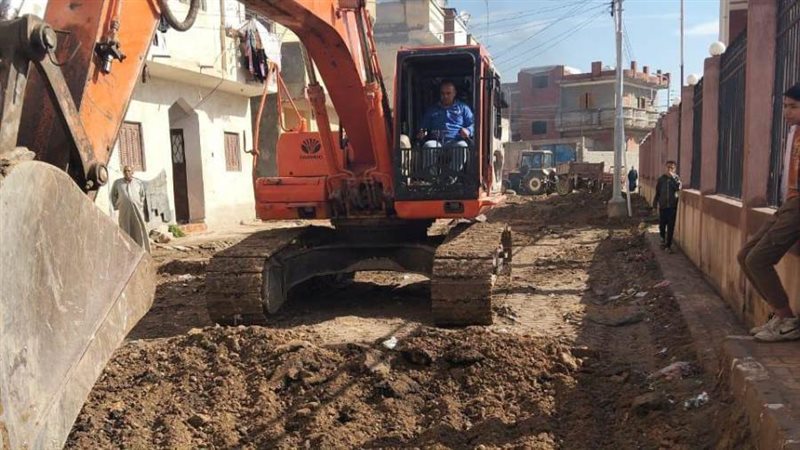 جانب من أعمال تطوير