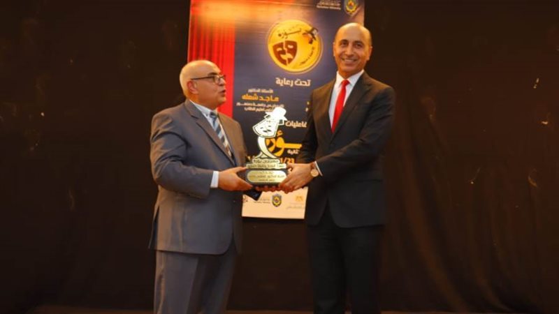 رئيس جامعة دمنهور