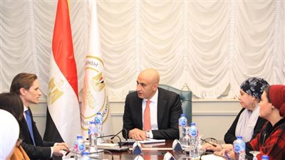 عبداللطيف: خطة للتوسع في المدارس الألمانية لتصل إلى ١٠٠ مدرسة 