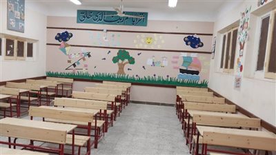 محافظ أسيوط يؤكد استمرار تسليم المقاعد المدرسية الجديدة للمدارس الأكثر احتياجاً