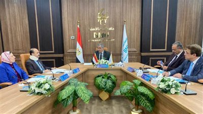 اللجنة المشتركة الدائمة بين جامعتي بنها الأهلية والحكومية تبحث تعزيز التعاون المشترك