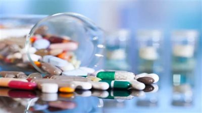 عاجل| يزيد خطورة الانتحار.. تحذير من علاج شائع يستخدمه ملايين المرضى