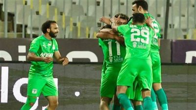 قطار المصري يدهس بيراميدز ليتصدر الدوري الممتاز بهدف الشامي