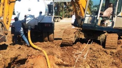  محافظ أسوان يوجه لسرعة الانتهاء من الكسر المفاجئ بخط طرد محطة فطيرة بكوم أمبو