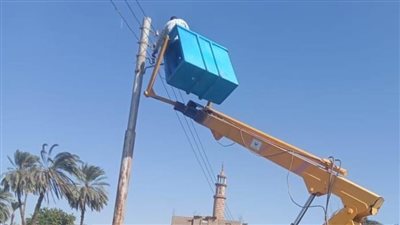 محافظ أسيوط: استمرار رفع كفاءة منظومة الإنارة العامة وصيانة وتركيب الكشافات الجديدة