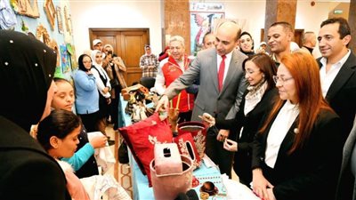 رئيس جامعة دمنهور يشيد بجهود الرئيس ضذضذذالسيسي واهتمامه غير المسبوق بملف ذوي الاحتياجات الخاصة