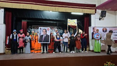 بالصور.. معرض فني وفعاليات متنوعة بـ 