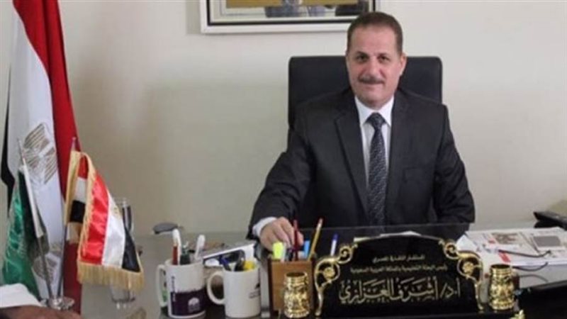 الدكتور أشرف العزازي