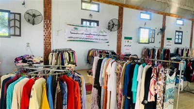  بالصور.. توزيع ملابس جديدة على 300أسرة أولى بالرعاية فى الغربية