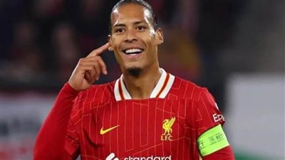 صحيفة بريطانية: ليفربول يقدم عرضا لتجديد عقد فان دايك