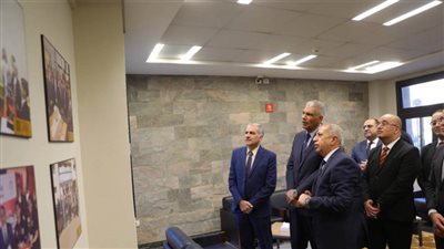 محافظ أسوان يشيد بالصرح التعليمي للأكاديمية العربية للعلوم والتكنولوجيا والنقل البحري