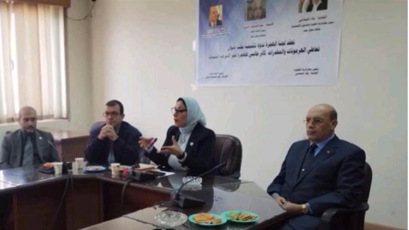 جانب من الندوة