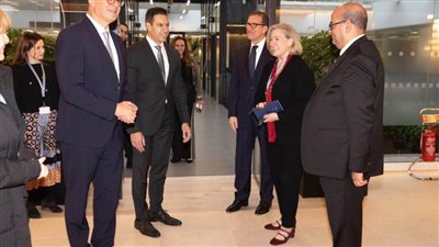  وزير البترول يزور مقر شركة هاربور إنيرجي في لندن 