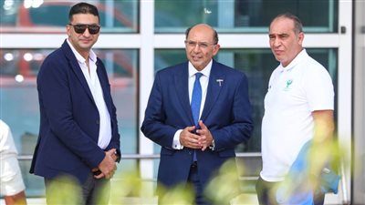 بالصور.. بعثة المصري تصل للعاصمة الموزمبيقية مابوتو.. والسفير يستقبلهم