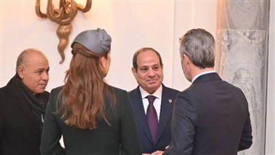 عاجل.. الرئيس السيسي يلتقي رئيس مجموعة 