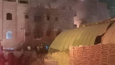   محافظ أسوان يعلن جهود السيطرة على حريق بعمارتين سكنيتين بالسيل الريفي