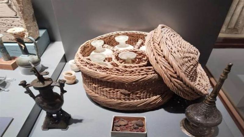 معرض عن العطور في