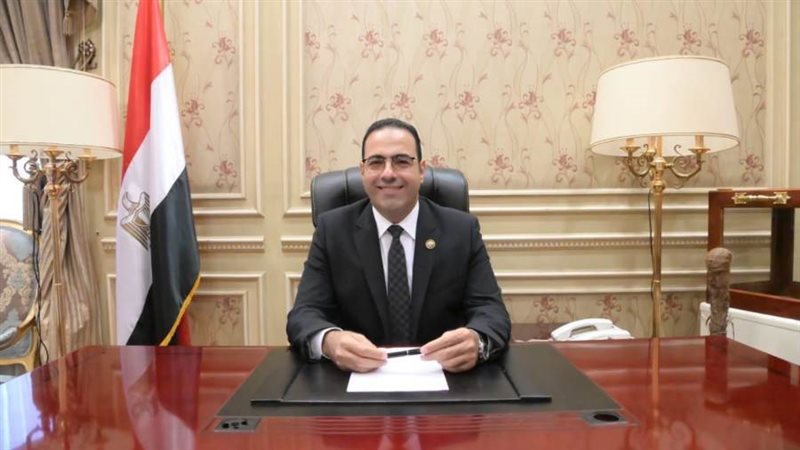 رئيس لجنة الشباب