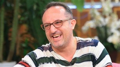 قالولي إيه اللي جابك تصلي مع الرجالة.. تنمر على شريف مدكور بصلاة الجمعة