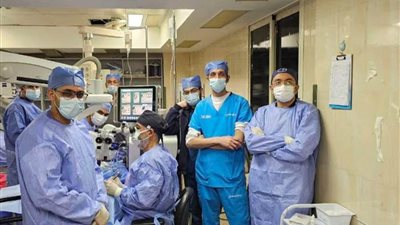 على مدار ١٢ ساعة.. إجراء 25 عمليه جراحية دقيقة بقسم طب وجراحة العيون بمستشفى سوهاج الجامعي