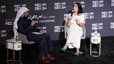 منى زكي من ندوة تكريمها بالبحر الأحمر: يسري نصر الله مرحلة انتقالية في حياتي الفنية