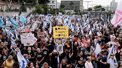 عاجل.. أسير إسرائيلي لدى حماس: تظاهروا أمام منزل نتنياهو ولا تجعلوه ينام