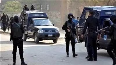 ضبط القائمين على إدارة 6 شركات و4 مكاتب بدون ترخيص لقيامهم بالنصب على المواطنين بزعم تنظيم برامج سياحية