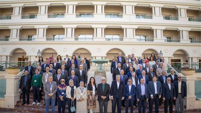 رئيس جامعة بنها يشارك في برنامج القيادات الجامعية المصرية في نسخته السادسة