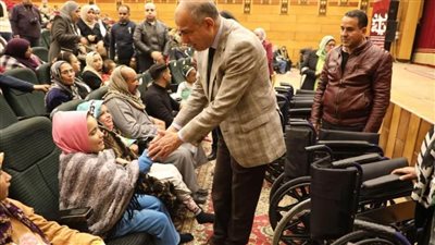 محافظ المنيا: دمج وتمكين ذوي الهمم أولوية وطنية في ظل اهتمام القيادة السياسية