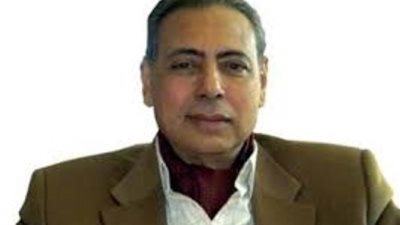 وفاة السفير القويسني مساعد وزير الخارجية الأسبق