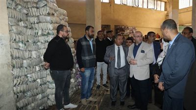 المصرية لتجارة الجملة: محافظ بني سويف يطمئن على توافر السلع الأساسية والتموينية