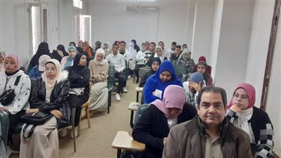 ندوة إعلامية حول مستقبل الوادي الجديد ودراسات الخزان الجوفي بالتعاون مع كلية الآداب