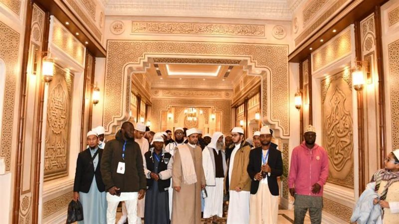 المتسابقون في دار