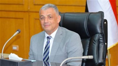 محافظ الاسماعيلية يشهد احتفالية 